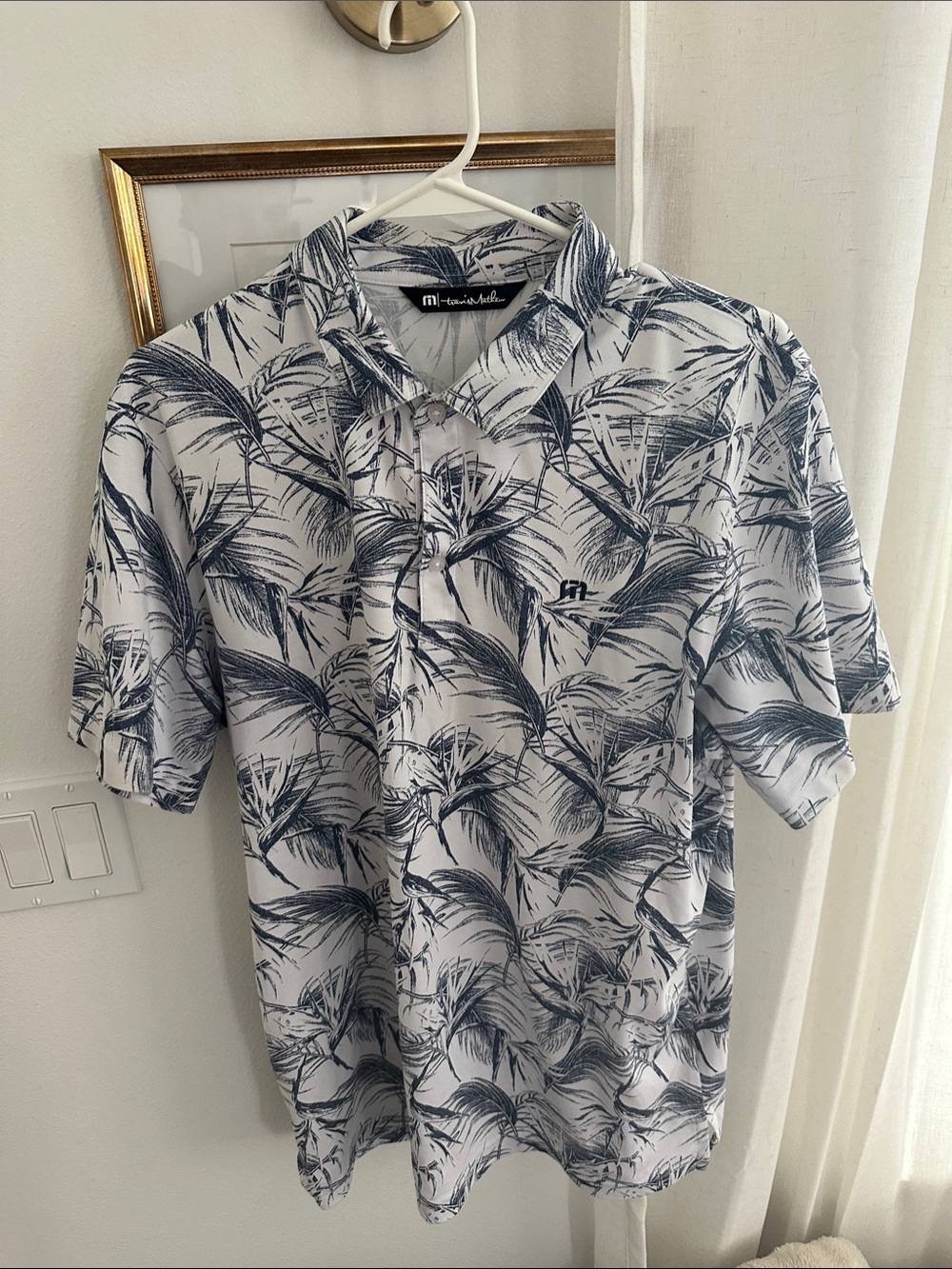 Travis Mathew Men’s White & Navy Palm-Print Polo Shirt